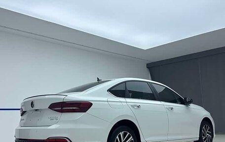 Volkswagen Lavida, 2023 год, 1 354 000 рублей, 5 фотография