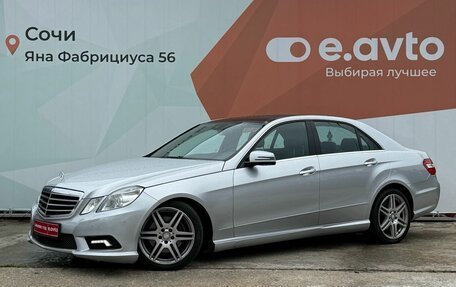 Mercedes-Benz E-Класс, 2011 год, 1 900 000 рублей, 3 фотография