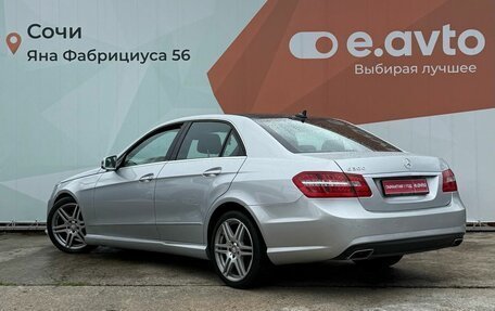 Mercedes-Benz E-Класс, 2011 год, 1 900 000 рублей, 5 фотография