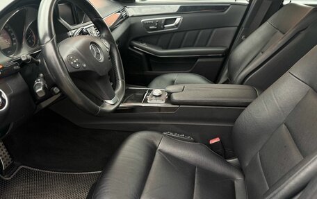 Mercedes-Benz E-Класс, 2011 год, 1 900 000 рублей, 7 фотография