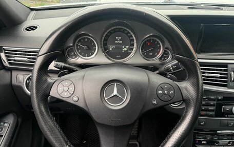 Mercedes-Benz E-Класс, 2011 год, 1 900 000 рублей, 12 фотография