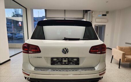 Volkswagen Touareg III, 2017 год, 3 200 000 рублей, 5 фотография