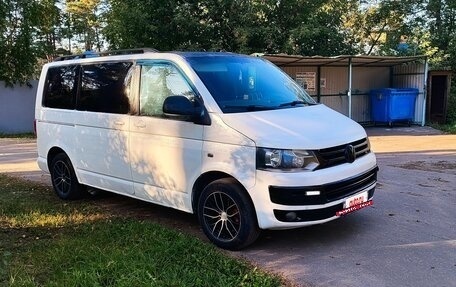Volkswagen Transporter T5 рестайлинг, 2006 год, 970 000 рублей, 3 фотография