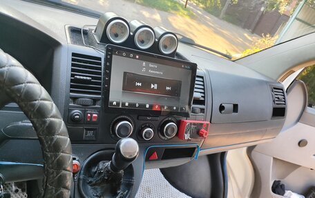 Volkswagen Transporter T5 рестайлинг, 2006 год, 970 000 рублей, 15 фотография