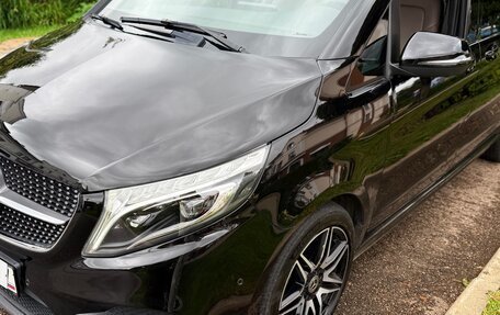 Mercedes-Benz V-Класс, 2021 год, 5 990 000 рублей, 28 фотография