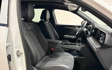 Volkswagen Tiguan, 2025 год, 4 950 000 рублей, 8 фотография