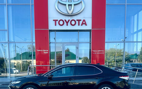 Toyota Camry, 2021 год, 3 100 000 рублей, 8 фотография