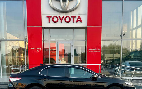 Toyota Camry, 2021 год, 3 100 000 рублей, 4 фотография