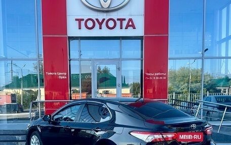 Toyota Camry, 2021 год, 3 100 000 рублей, 7 фотография