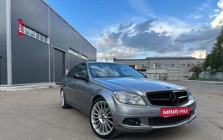 Mercedes-Benz C-Класс, 2008 год, 850 000 рублей, 4 фотография