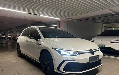 Volkswagen Golf VIII, 2023 год, 1 710 000 рублей, 2 фотография