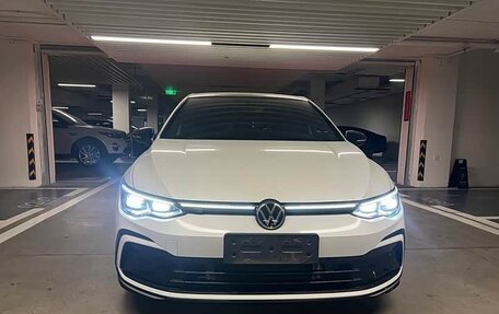 Volkswagen Golf VIII, 2023 год, 1 710 000 рублей, 3 фотография