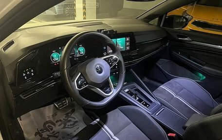 Volkswagen Golf VIII, 2023 год, 1 710 000 рублей, 9 фотография