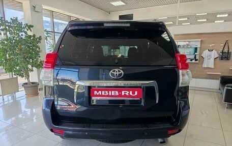 Toyota Land Cruiser Prado 150 рестайлинг 2, 2013 год, 2 599 000 рублей, 6 фотография