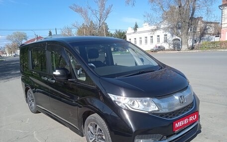 Honda Stepwgn IV, 2016 год, 1 800 000 рублей, 1 фотография