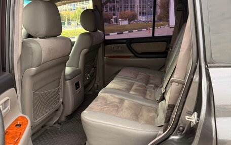 Toyota Land Cruiser 100 рестайлинг 2, 2003 год, 2 800 000 рублей, 6 фотография