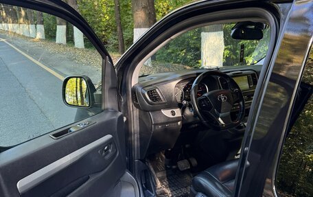 Toyota ProAce II, 2018 год, 3 450 000 рублей, 14 фотография