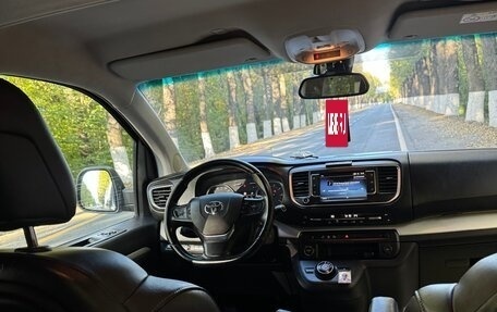 Toyota ProAce II, 2018 год, 3 450 000 рублей, 16 фотография