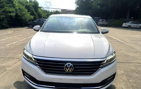 Volkswagen Lavida, 2022 год, 1 112 999 рублей, 2 фотография