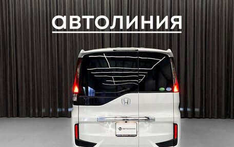 Honda Stepwgn IV, 2020 год, 2 350 000 рублей, 7 фотография