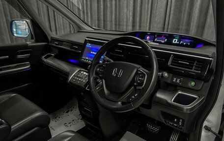 Honda Stepwgn IV, 2020 год, 2 350 000 рублей, 9 фотография