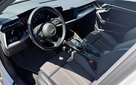 Audi A3, 2024 год, 1 954 000 рублей, 10 фотография