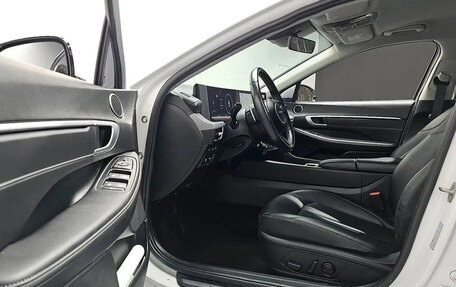 Hyundai Sonata VIII, 2023 год, 2 250 000 рублей, 6 фотография