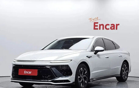 Hyundai Sonata VIII, 2023 год, 2 250 000 рублей, 2 фотография