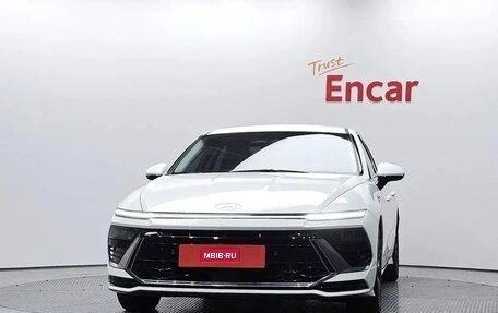 Hyundai Sonata VIII, 2023 год, 2 250 000 рублей, 4 фотография