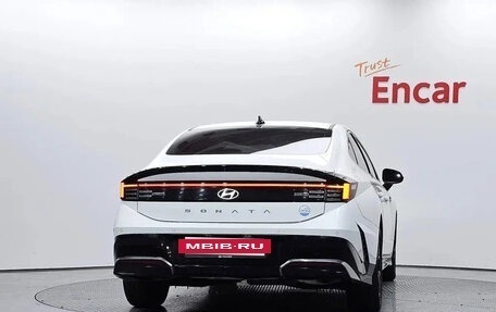 Hyundai Sonata VIII, 2023 год, 2 250 000 рублей, 3 фотография