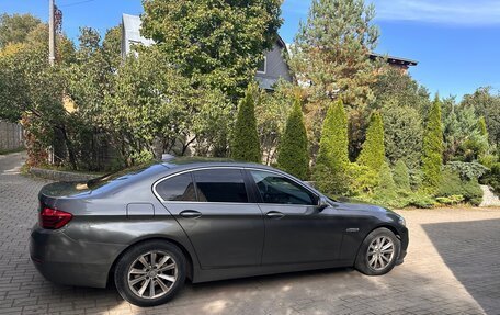 BMW 5 серия, 2014 год, 1 870 000 рублей, 4 фотография