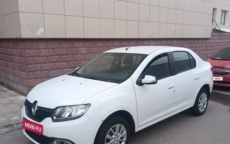 Renault Logan II, 2018 год, 379 000 рублей, 2 фотография