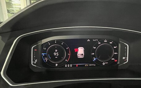 Volkswagen Tiguan II, 2019 год, 2 450 000 рублей, 7 фотография