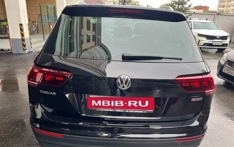 Volkswagen Tiguan II, 2019 год, 2 450 000 рублей, 4 фотография