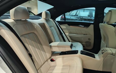 Mercedes-Benz CLS, 2015 год, 4 380 000 рублей, 12 фотография
