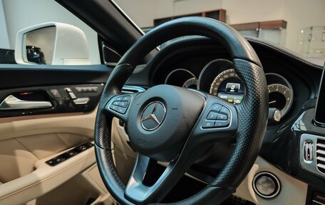 Mercedes-Benz CLS, 2015 год, 4 380 000 рублей, 15 фотография