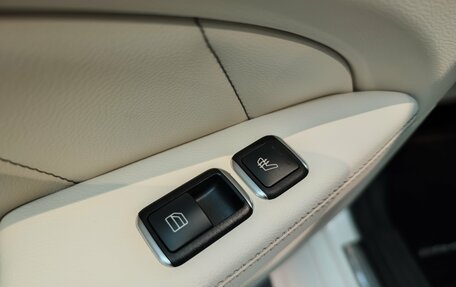 Mercedes-Benz CLS, 2015 год, 4 380 000 рублей, 29 фотография