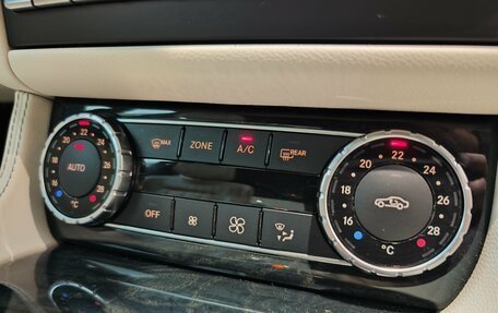 Mercedes-Benz CLS, 2015 год, 4 380 000 рублей, 26 фотография