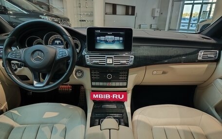 Mercedes-Benz CLS, 2015 год, 4 380 000 рублей, 16 фотография