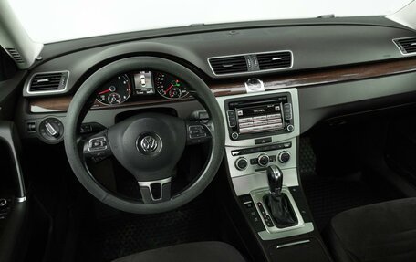 Volkswagen Passat B7, 2012 год, 1 319 000 рублей, 12 фотография