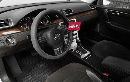 Volkswagen Passat B7, 2012 год, 1 319 000 рублей, 20 фотография