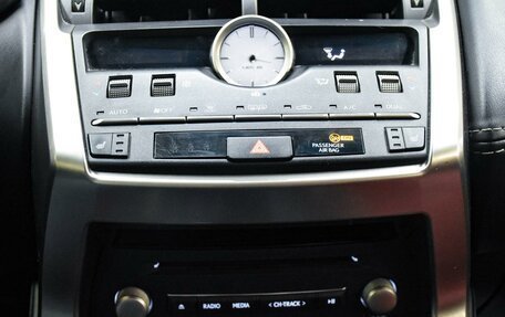 Lexus NX I, 2018 год, 3 880 000 рублей, 16 фотография