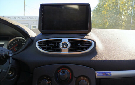 Renault Clio III, 2007 год, 500 000 рублей, 19 фотография