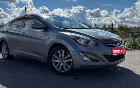 Hyundai Elantra V, 2013 год, 1 000 000 рублей, 2 фотография