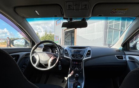 Hyundai Elantra V, 2013 год, 1 000 000 рублей, 10 фотография