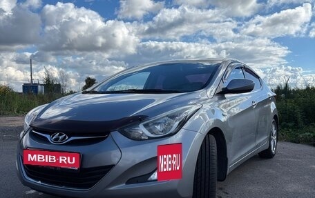 Hyundai Elantra V, 2013 год, 1 000 000 рублей, 9 фотография