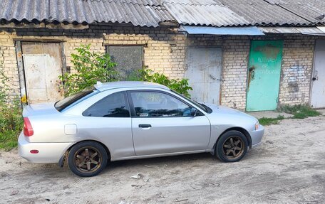 Mitsubishi Mirage VI рестайлинг, 2000 год, 350 000 рублей, 2 фотография