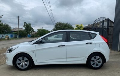 Hyundai Solaris II рестайлинг, 2014 год, 800 000 рублей, 1 фотография