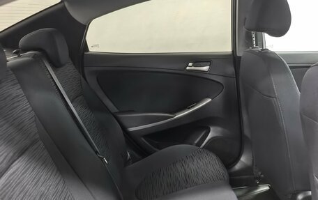 Hyundai Solaris II рестайлинг, 2015 год, 950 000 рублей, 19 фотография