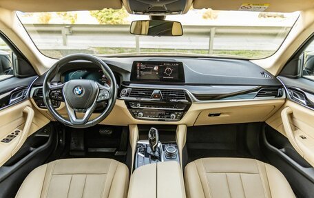 BMW 5 серия, 2020 год, 4 098 000 рублей, 14 фотография